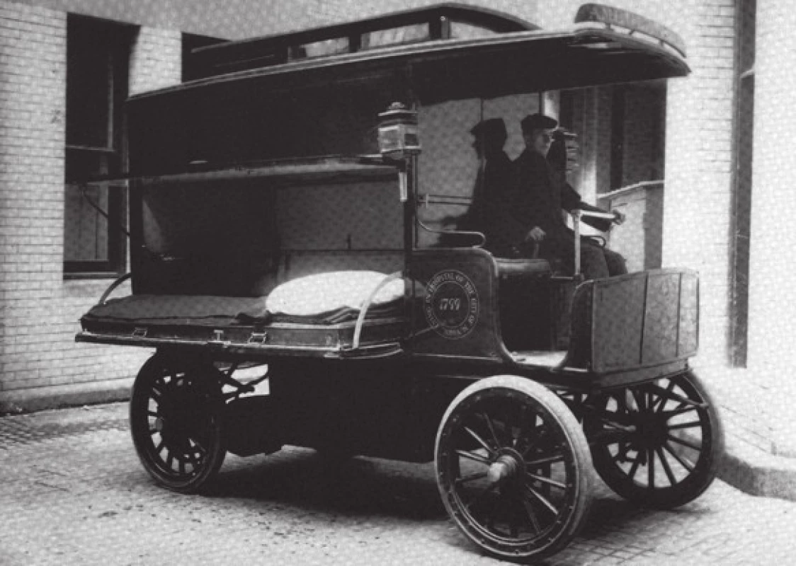 Sanitní vůz s elektrickým pohonem, 1909 (National EMS Museum)